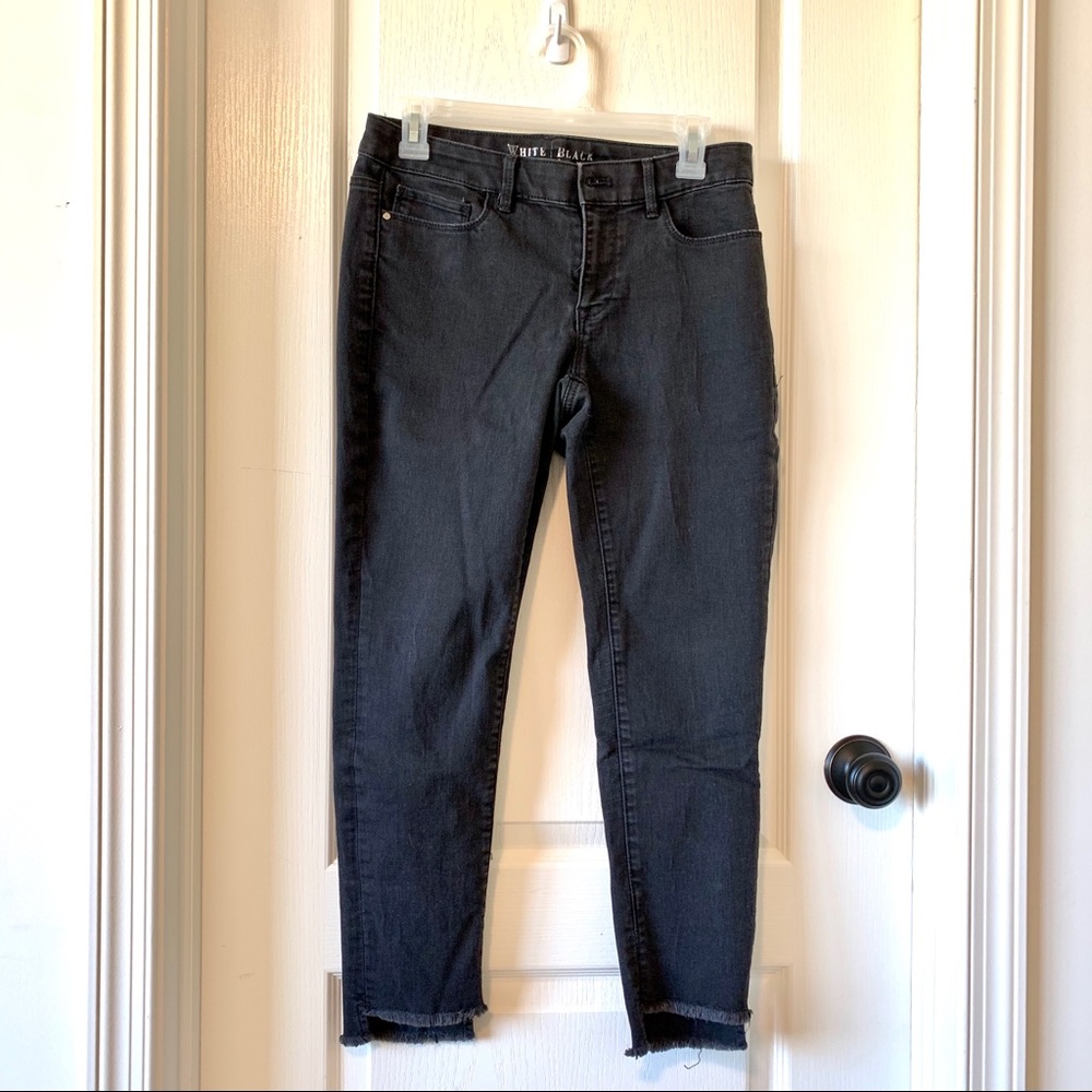 WHBM Black Denim Frayed Hem Skinny Jeans—SZ. 4